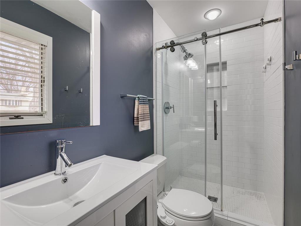 11014 Stanley Curve Bloomington MN 55437 7034441 image20