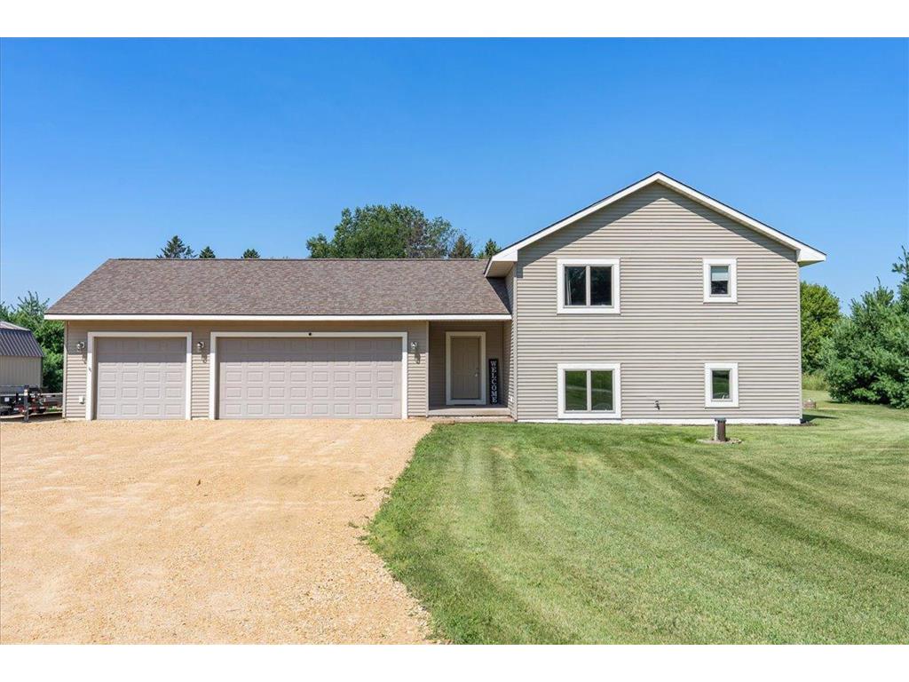 1102 178th Street Hammond WI 54015 6761679 image1