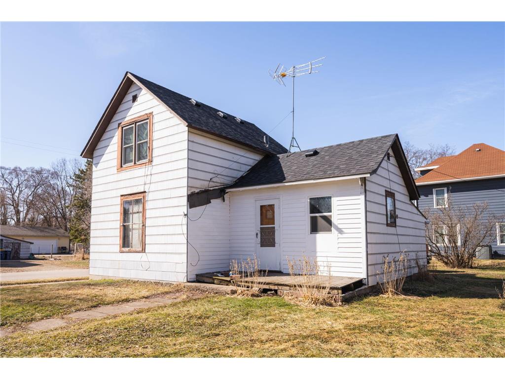 1102 1st Avenue NW Faribault MN 55021 7034232 image1