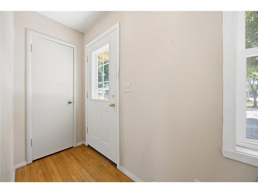1102 1st Street S Moorhead MN 56560 7101480 image3