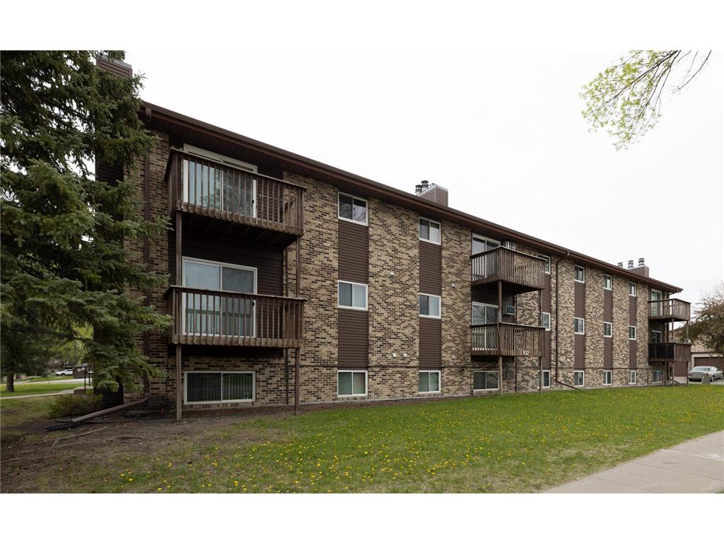 1102 23rd Street S #D10 Fargo ND 58103 7079717 image1