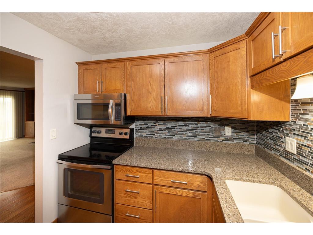 1102 23rd Street S #D10 Fargo ND 58103 7079717 image4