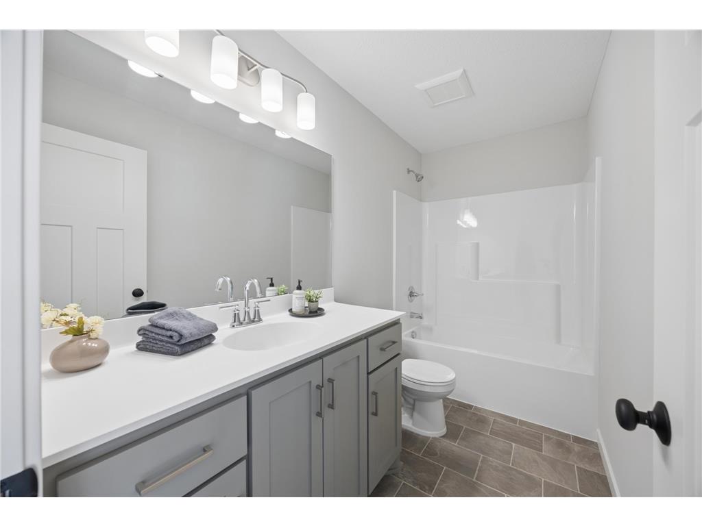 1102 45th Avenue NE Saint Cloud MN 56304 6809196 image23