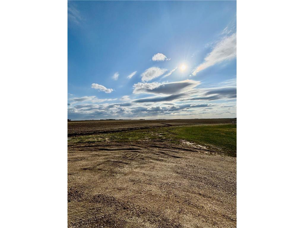 1102 9th Avenue SW Pipestone MN 56164 6702353 image1