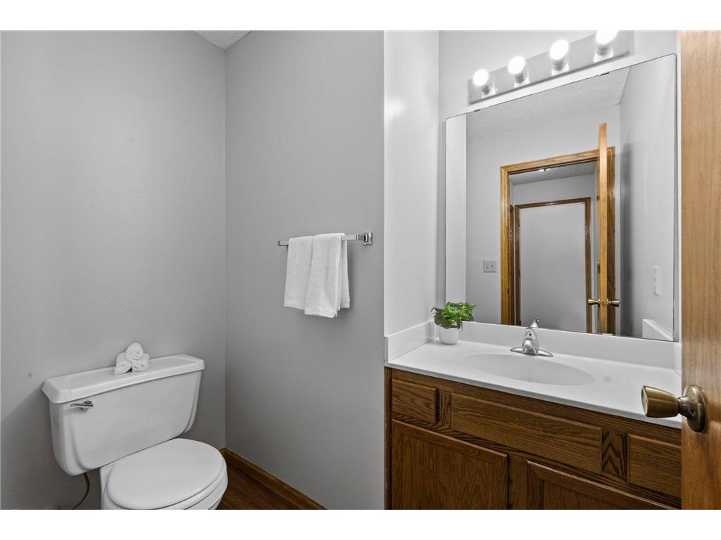 1102 Black Oak Drive New Brighton MN 55112 7046701 image15