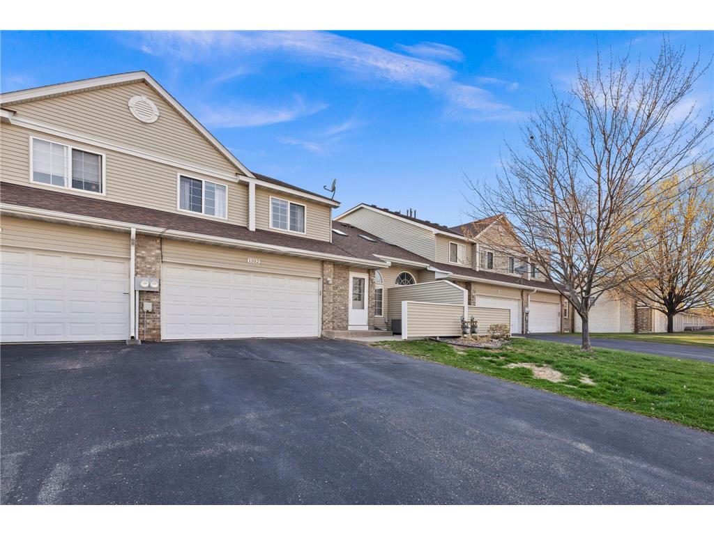 1102 Black Oak Drive New Brighton MN 55112 7046701 image2