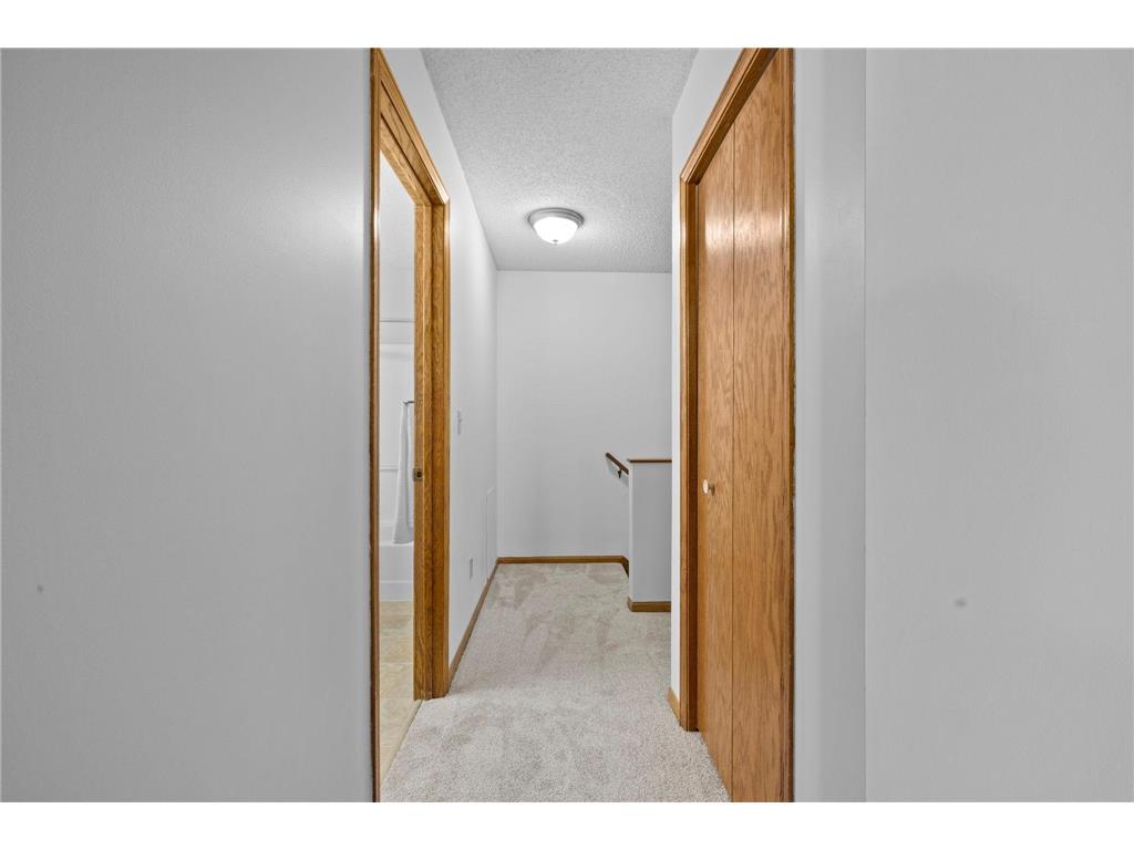 1102 Black Oak Drive New Brighton MN 55112 7046701 image20
