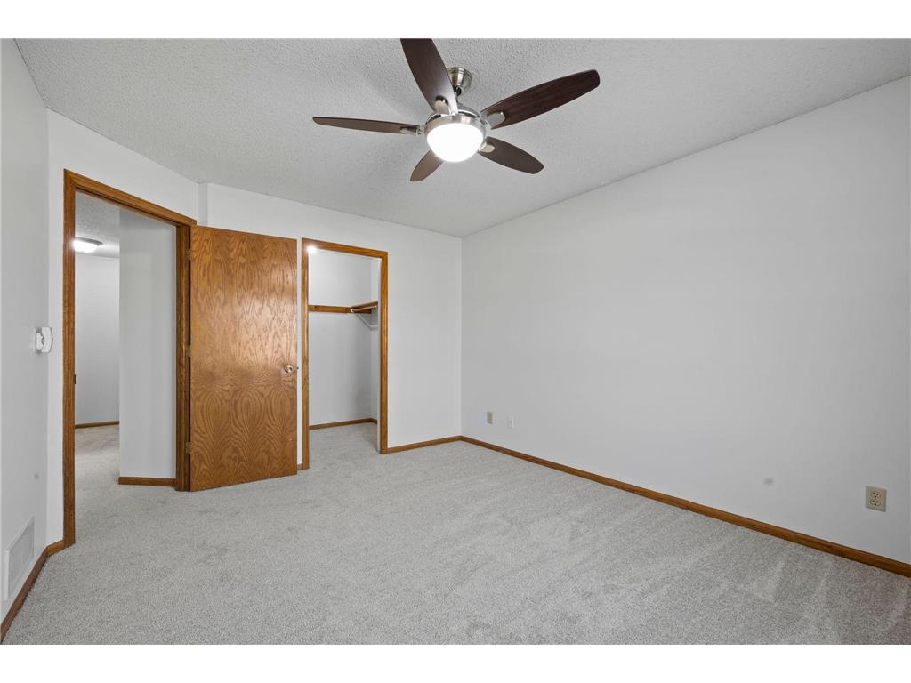 1102 Black Oak Drive New Brighton MN 55112 7046701 image25