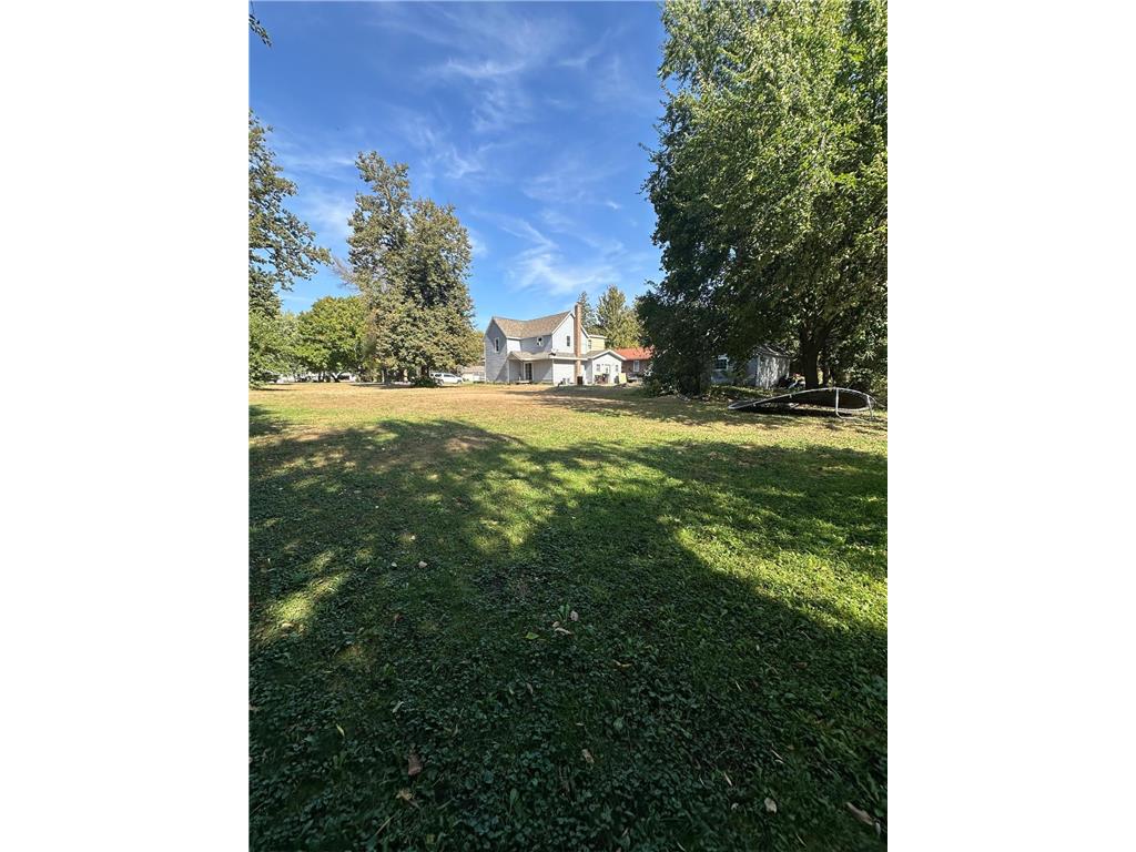 1102 Boxelder Street Mountain Lake MN 56159 6797291 image5