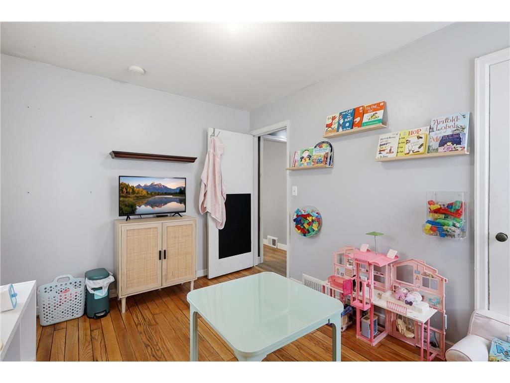 1102 Delaware Avenue West Saint Paul MN 55118 7082915 image25