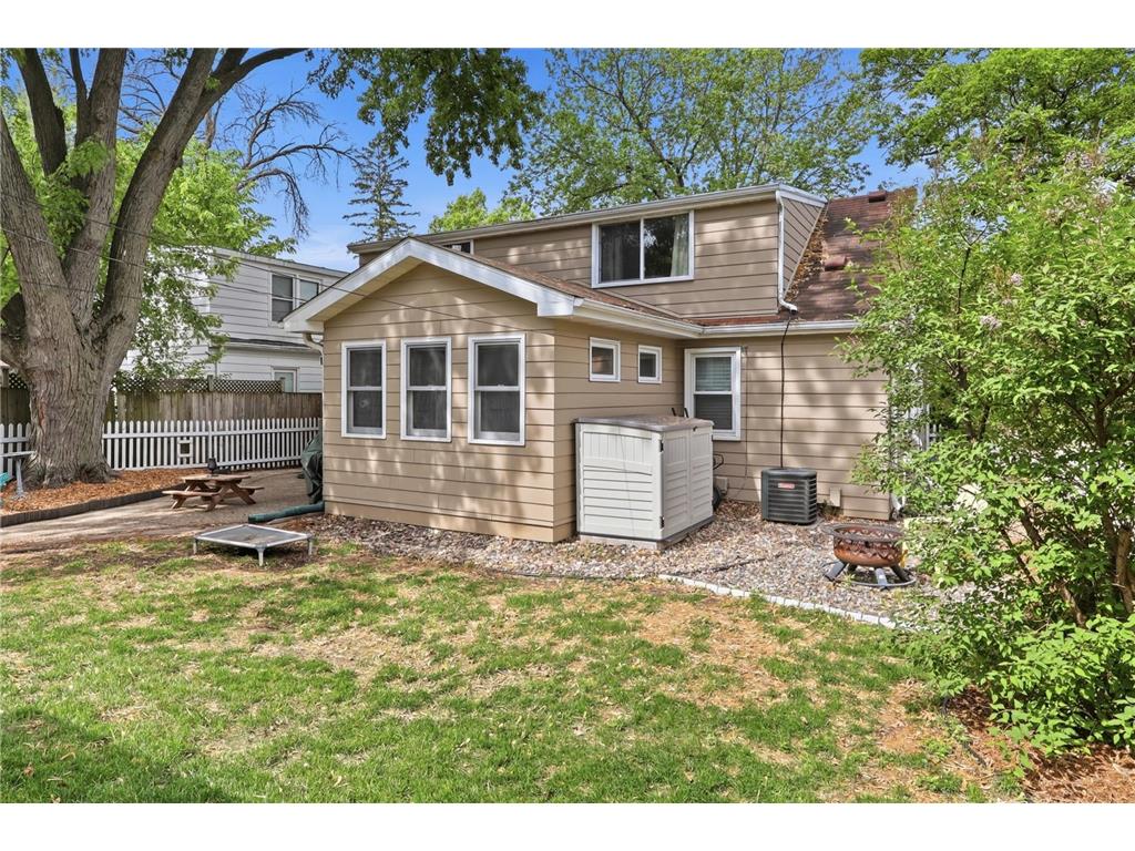 1102 Delaware Avenue West Saint Paul MN 55118 7082915 image36
