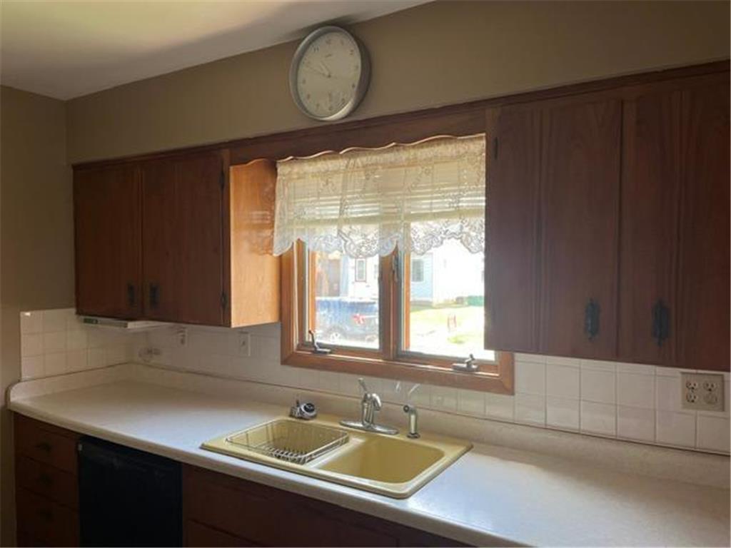 1102 Mckinley Avenue Eveleth MN 55734 7072659 image9
