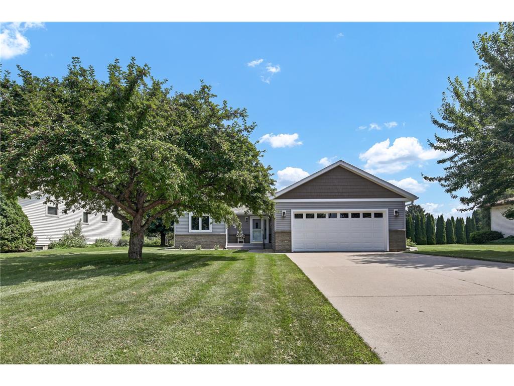 1102 N Garden Street Lake City MN 55041 6755337 image1