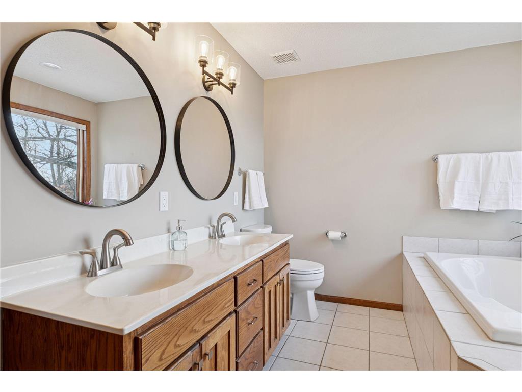 1102 Sommers Street N Hudson WI 54016 7011546 image32