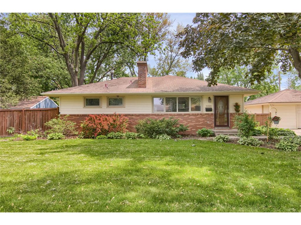 11021 Vincent Avenue S Bloomington MN 55431 6377605 image1