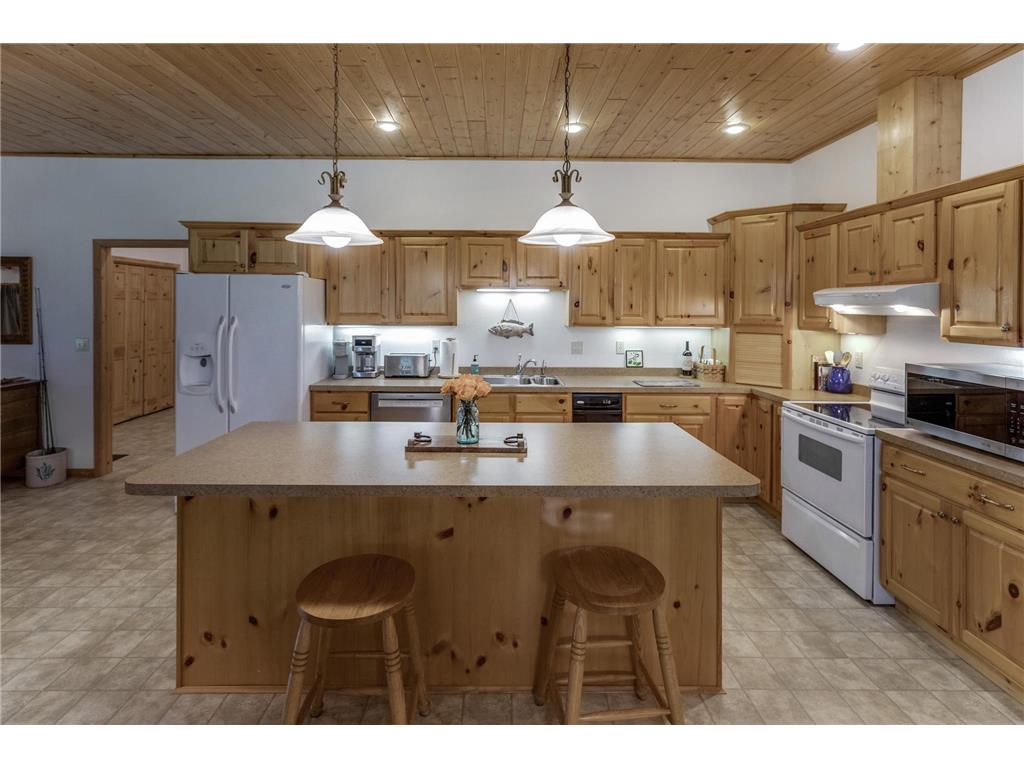 11027 Oak Point Road NW Cass Lake MN 56633 - Leech Lake 7073284 image4