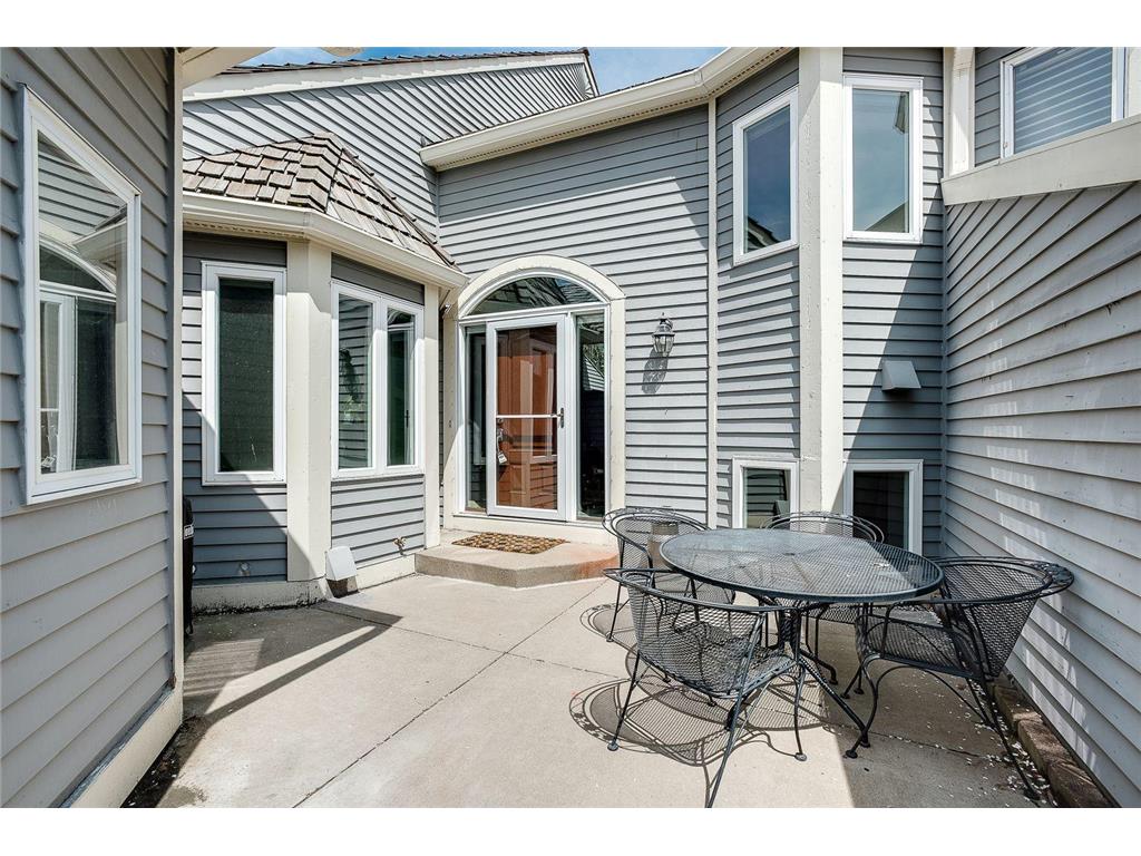 11028 Hyland Terrace, Eden Prairie, MN, 55344 MLS 6367106 Edina Realty