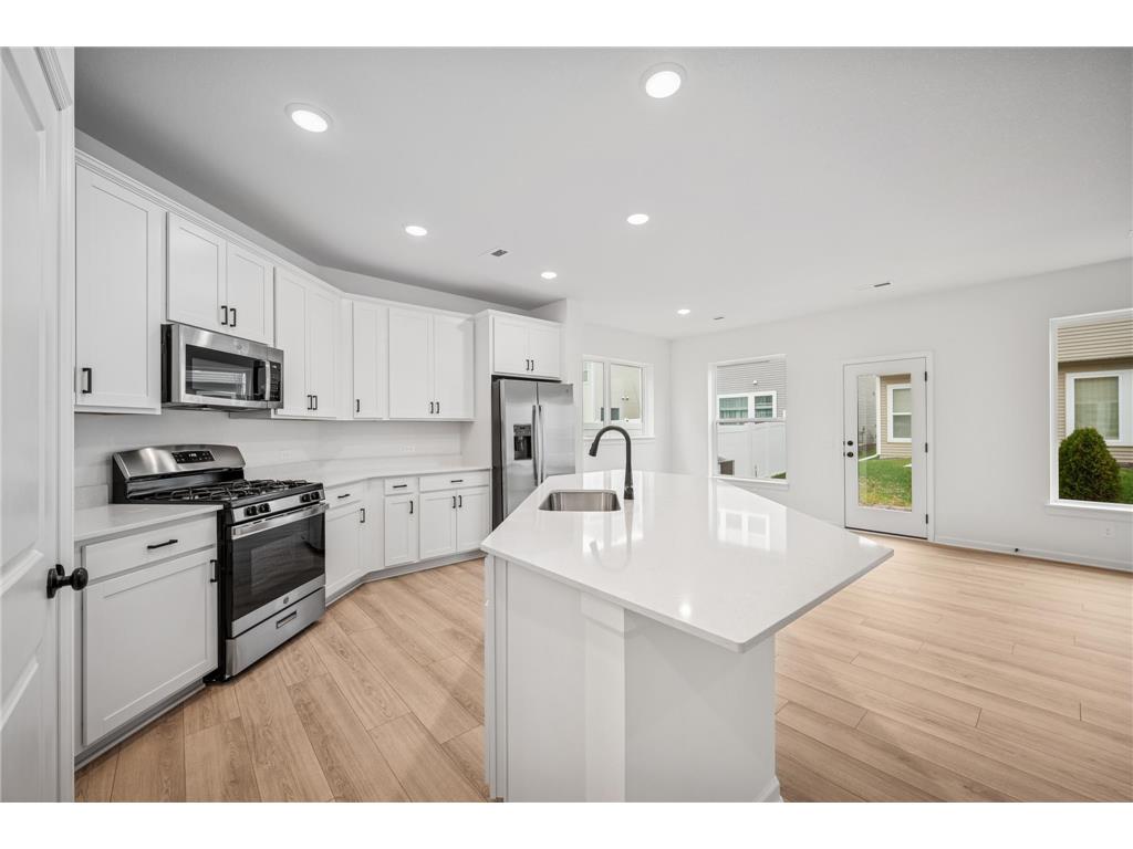 1103 150th Street W Rosemount MN 55068 7018304 image1