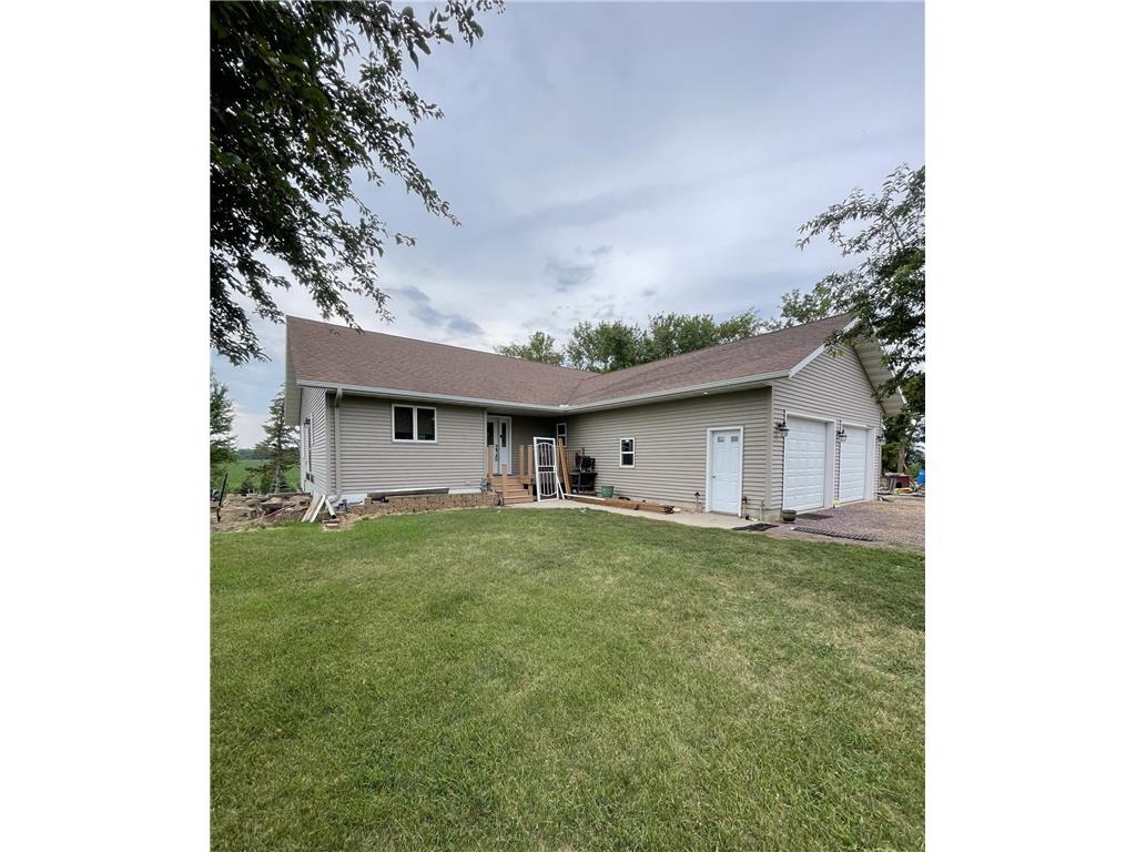 1103 70th Avenue Sherburn MN 56171 6396070 image1