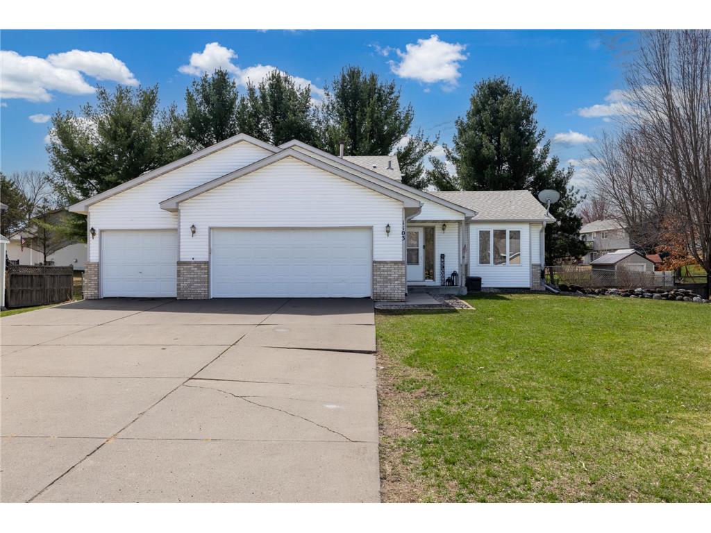 1103 Birch Street SW Isanti MN 55040 7055400 image1