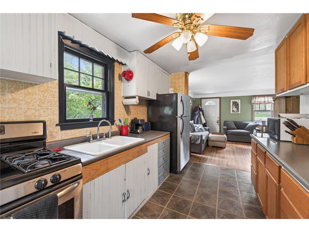 1103 Loeb Street Saint Paul MN 55117 - Loeb 7072327 image15