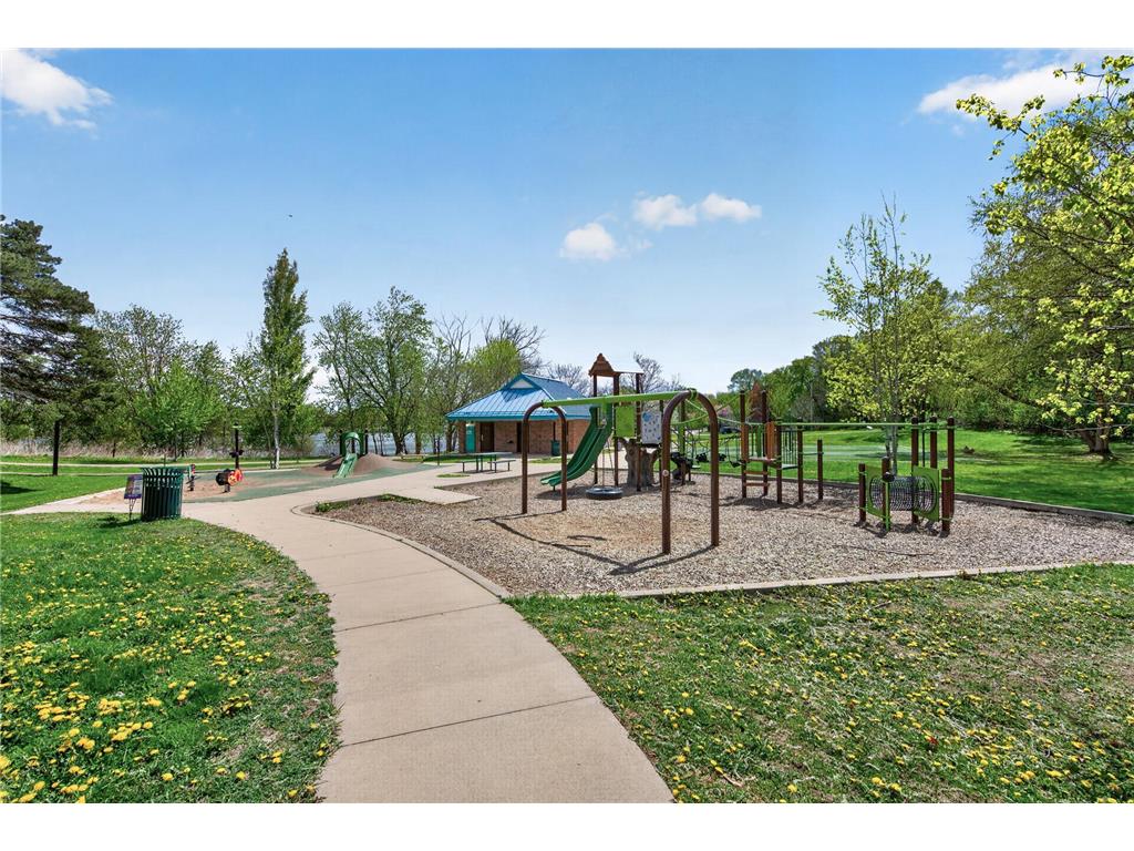 1103 Loeb Street Saint Paul MN 55117 - Loeb 7072327 image26