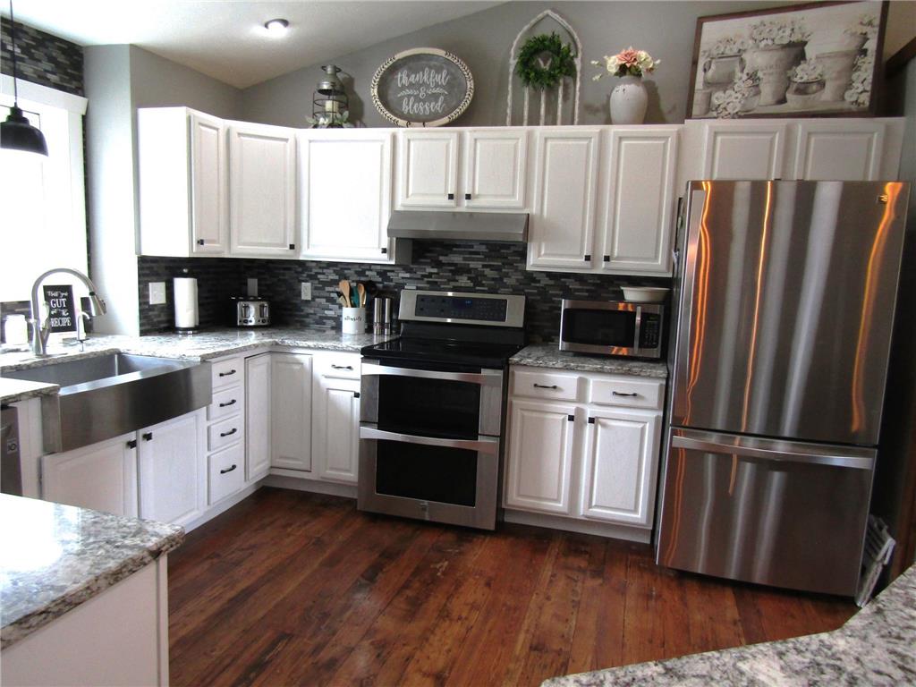 1103 N 15th Street Montevideo MN 56265 7003043 image10