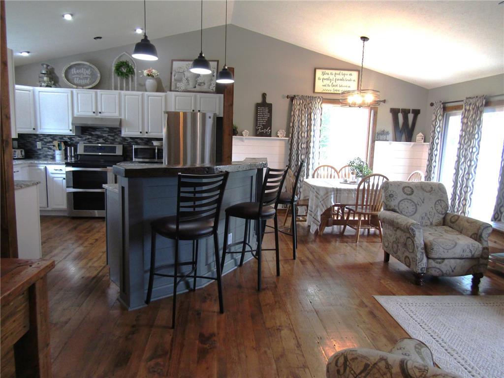 1103 N 15th Street Montevideo MN 56265 7003043 image2