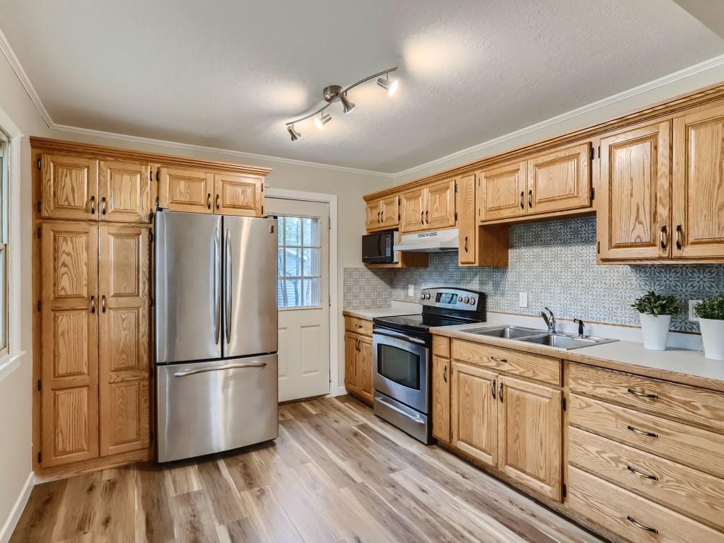 11031 6th Street NE Blaine MN 55434 6358979 image1