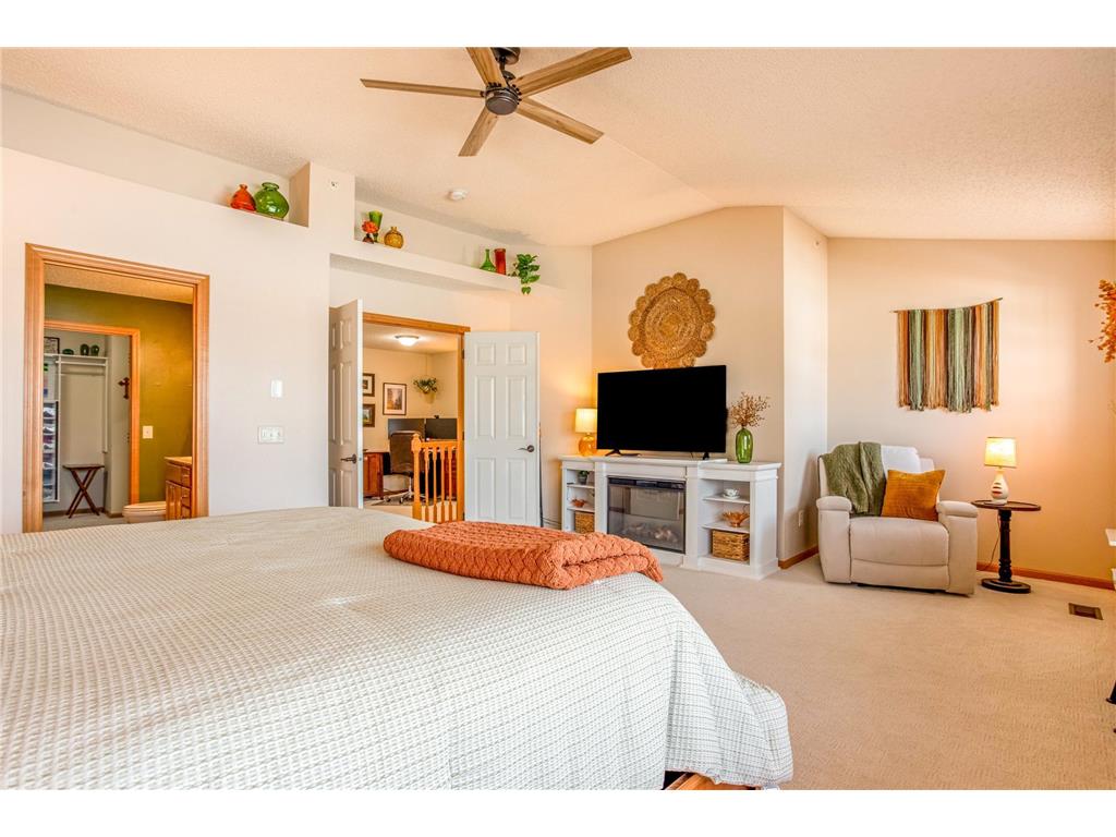 11031 Goodhue Street NE #D Blaine MN 55449 7028905 image17