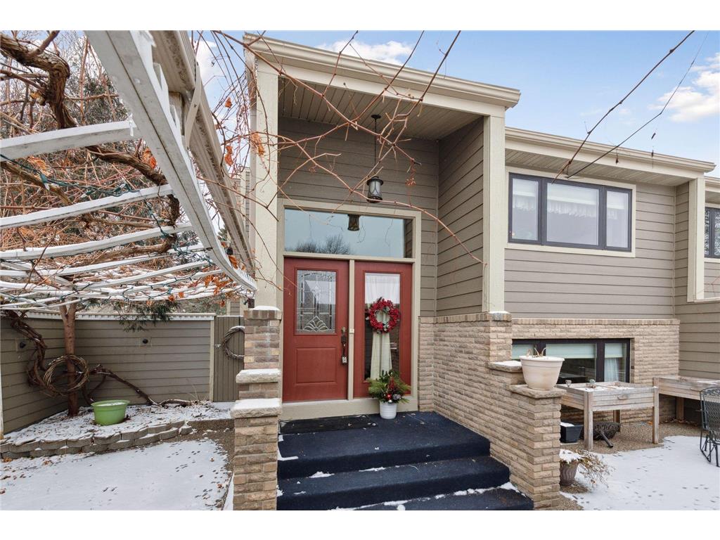 110313 Center Green Circle Chaska MN 55318 6488985 image1