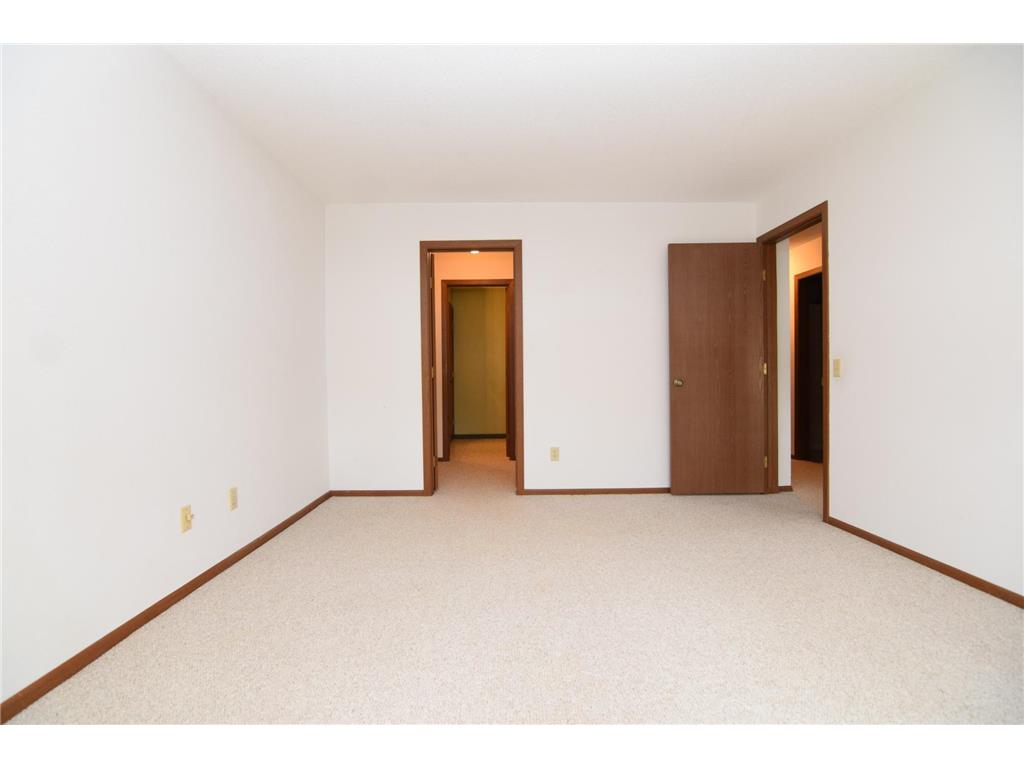 11039 Oregon Circle Bloomington MN 55438 7069747 image20