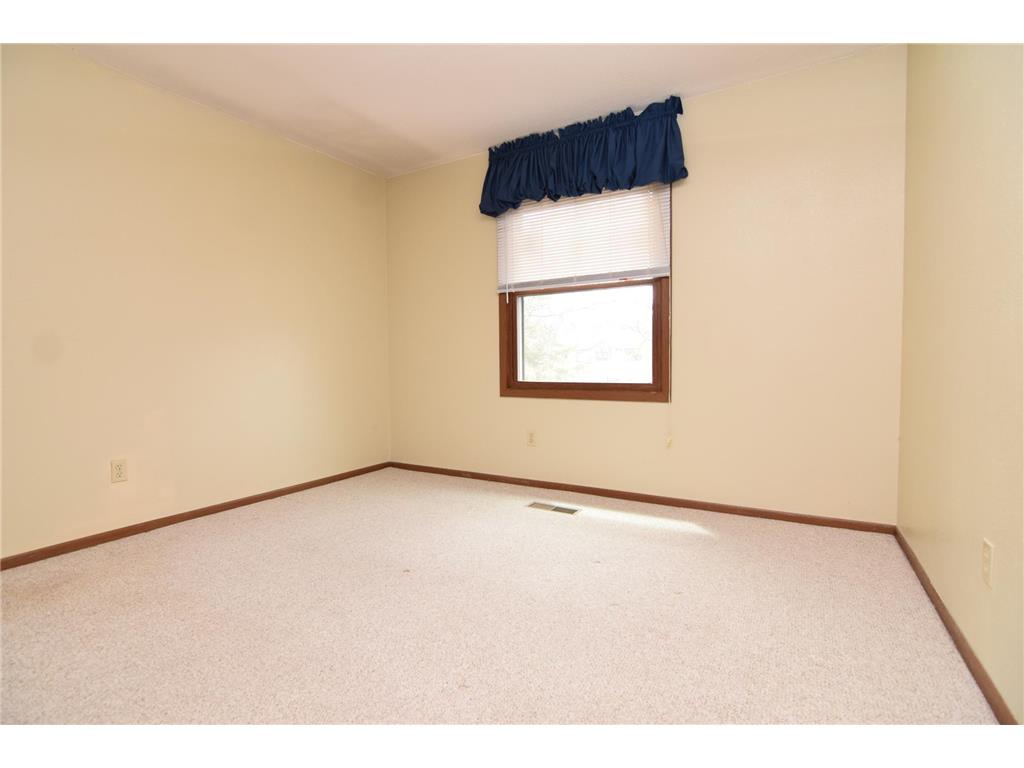 11039 Oregon Circle Bloomington MN 55438 7069747 image23