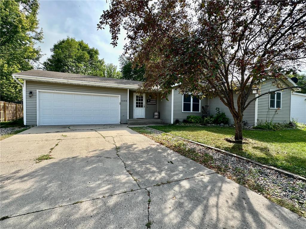 1104 11th Avenue SE Willmar MN 56201 6427784 image1