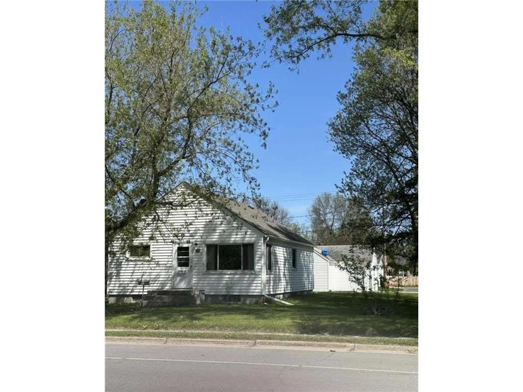 1104 11th Street International Falls MN 56649 7083806 image1