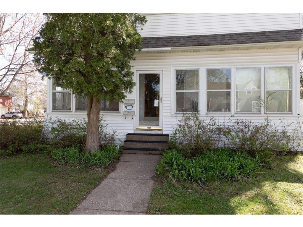 1104 7th Street E Menomonie WI 54751 7065275 image4