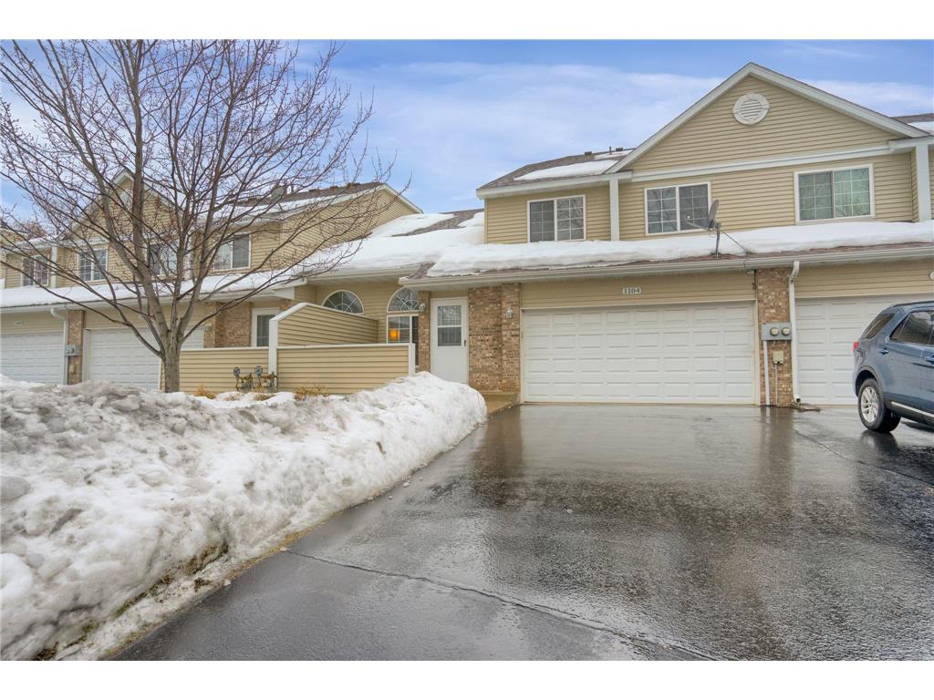 1104 Black Oak Drive, New Brighton, MN 55112 MLS 6332829 Edina Realty