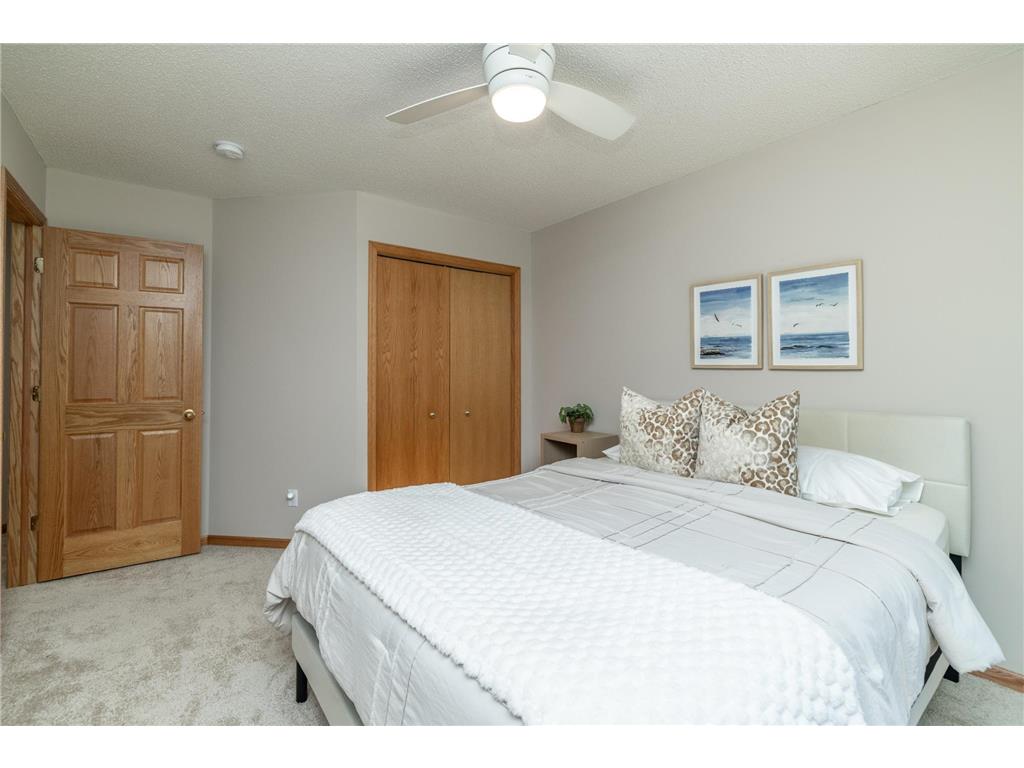 1104 Falls Curve Chaska MN 55318 7099470 image24