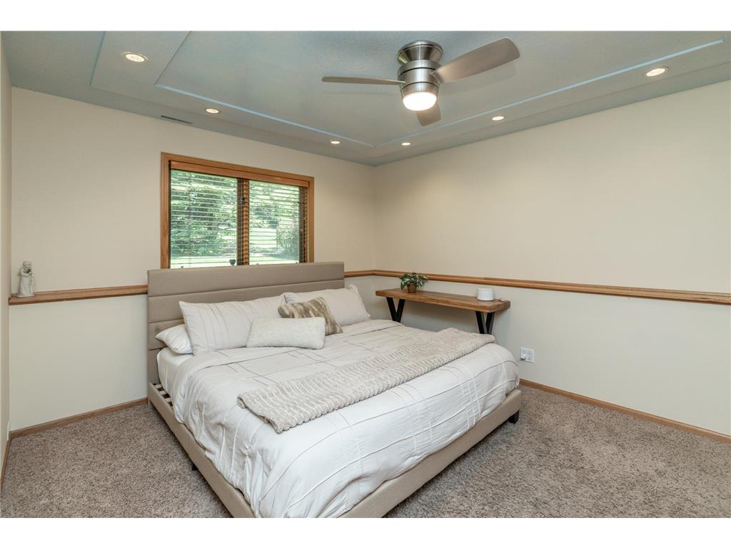 1104 Falls Curve Chaska MN 55318 7099470 image33