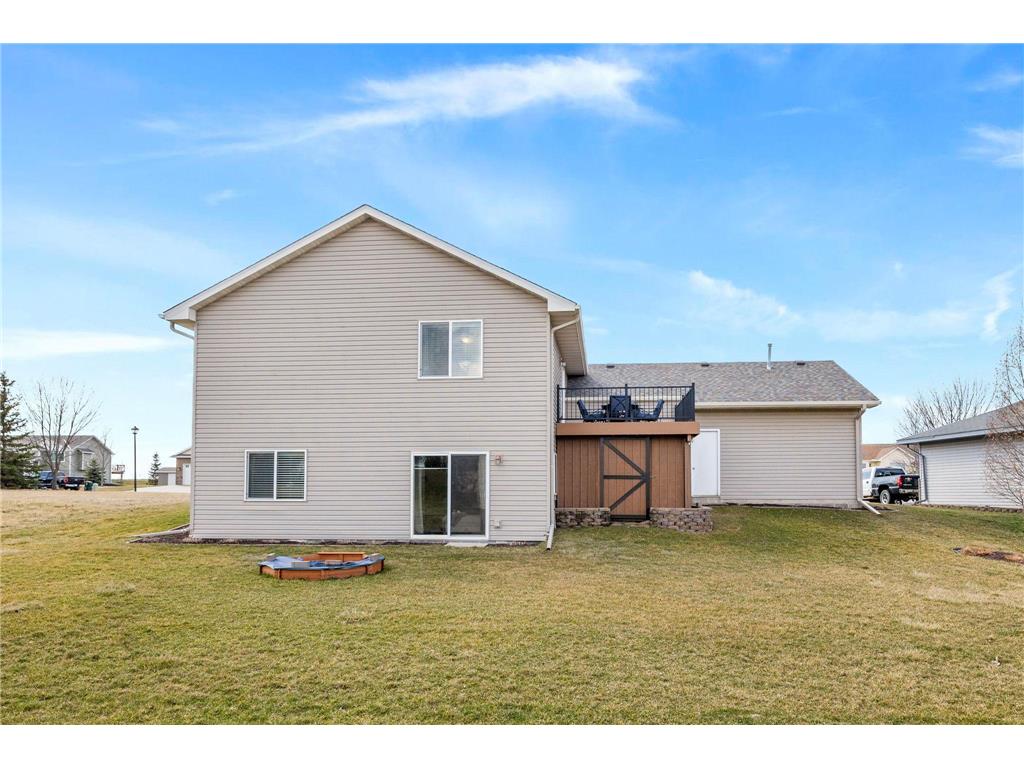 1104 Prairie Ridge Lane, Lester Prairie, MN, 55354 MLS 6498366 Edina Realty