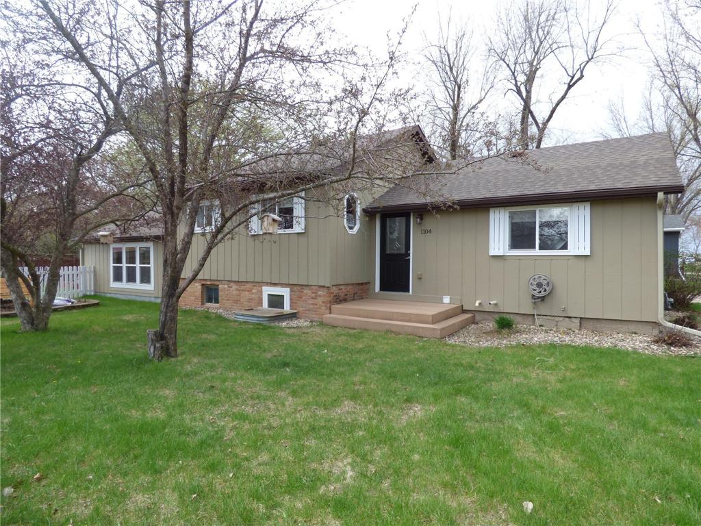 1104 Redding Avenue Windom MN 56101 6367142 image1