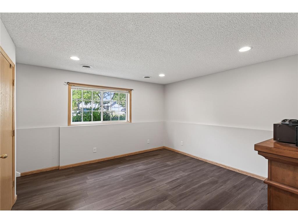 1104 Spruce Street Farmington MN 55024 7082027 image24
