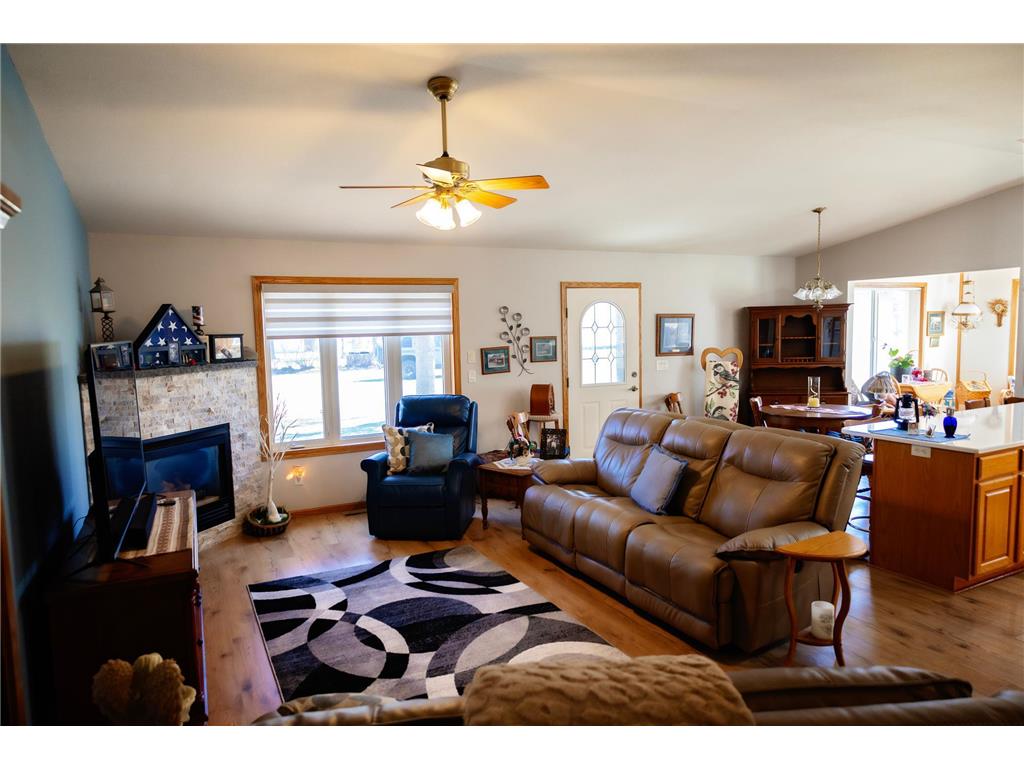 1104 Van Dyke Road NW Alexandria MN 56308 7057218 image12