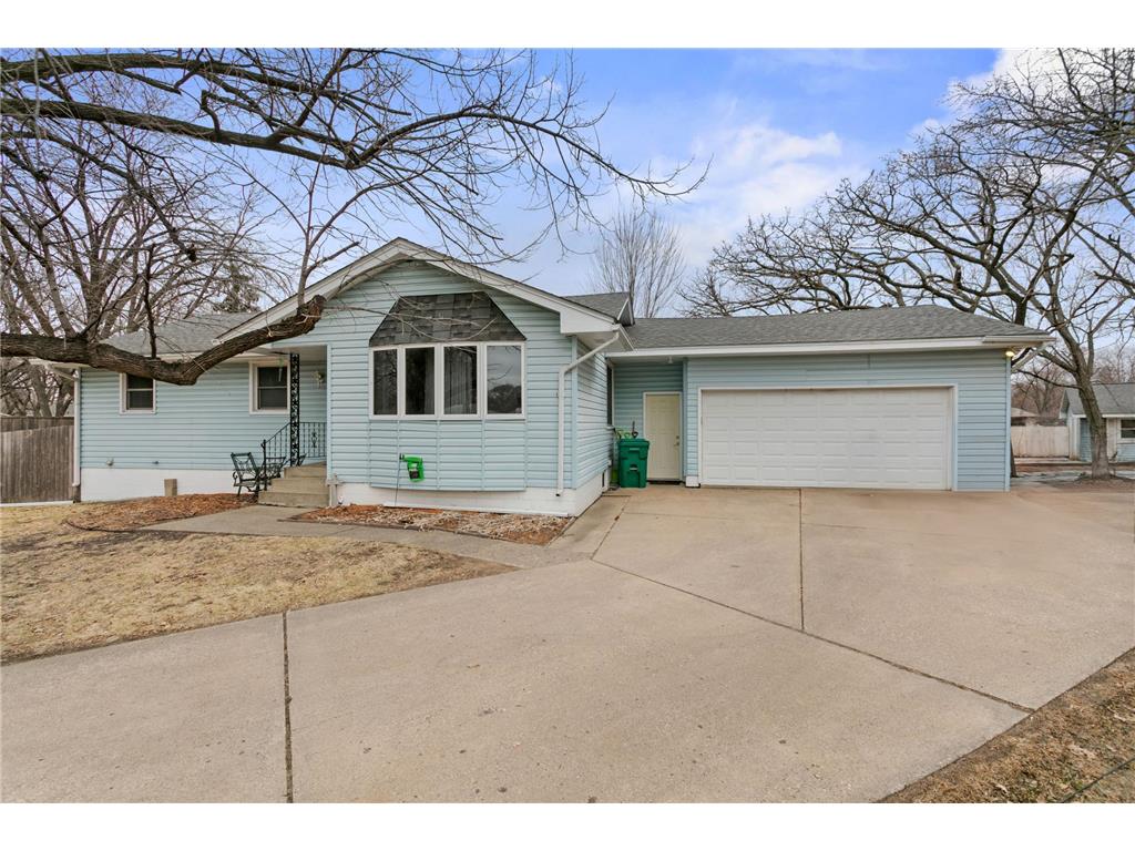 11041 Holly Street NW Coon Rapids MN 55448 7028215 image1