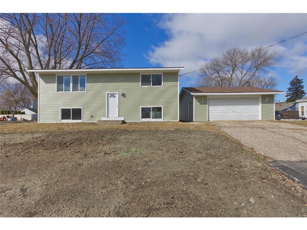1105 11th Avenue Howard Lake MN 55349 7036274 image1