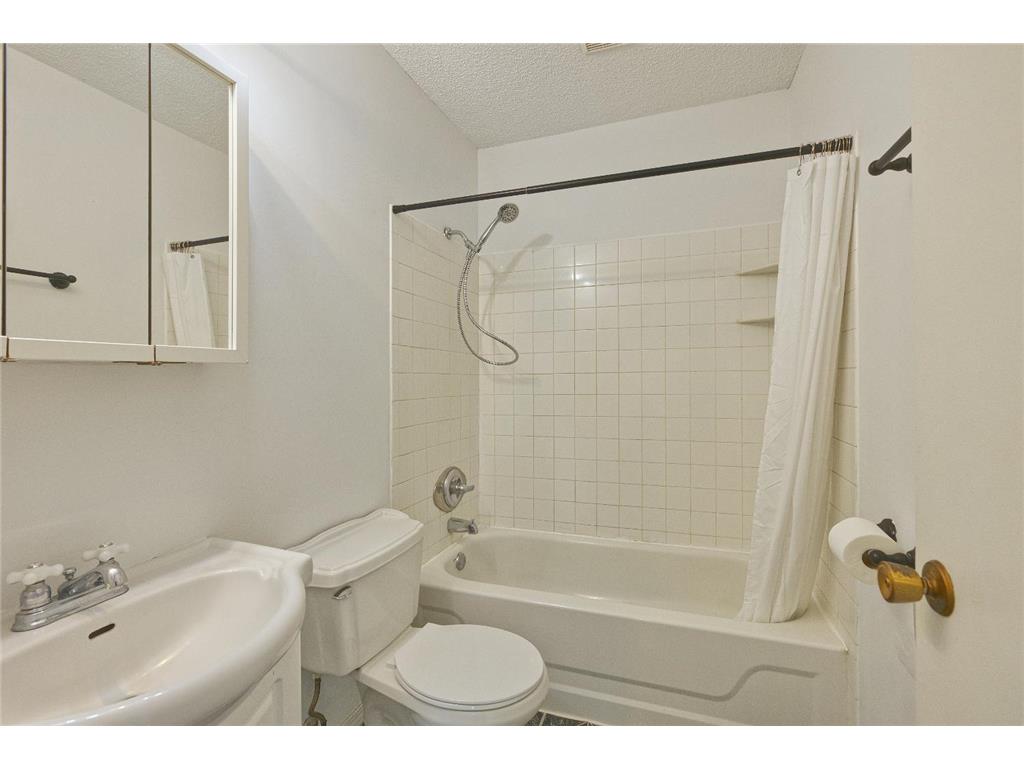 1105 11th Avenue Howard Lake MN 55349 7036274 image9