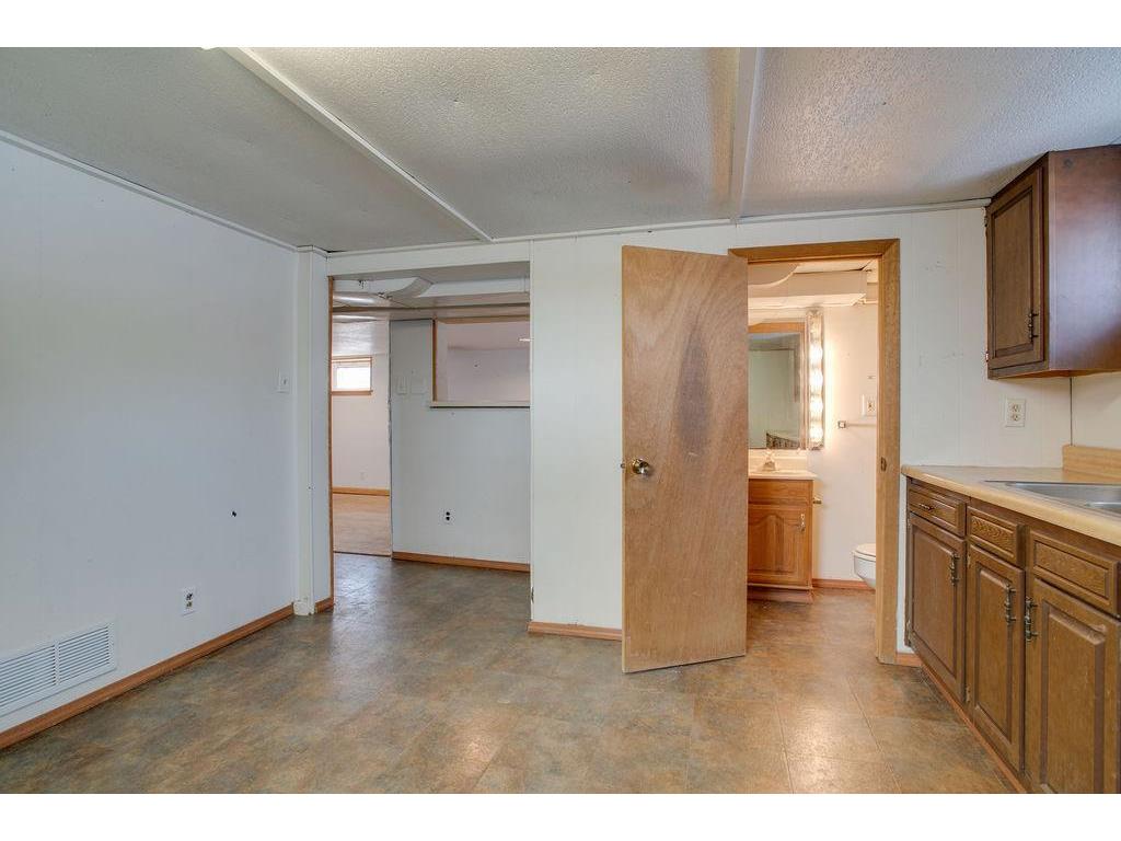 1105 11th Street S Moorhead MN 56560 6809531 image26