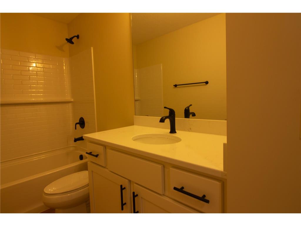 1105 2nd Street SE Faribault MN 55021 6825342 image19