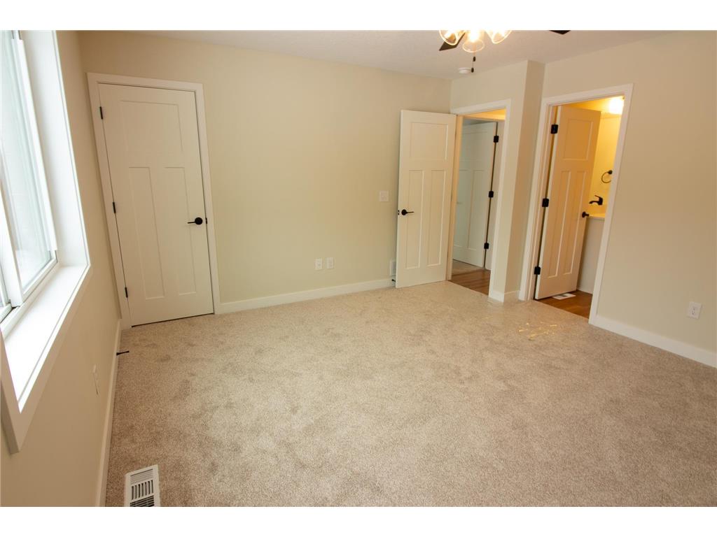 1105 2nd Street SE Faribault MN 55021 6825342 image6