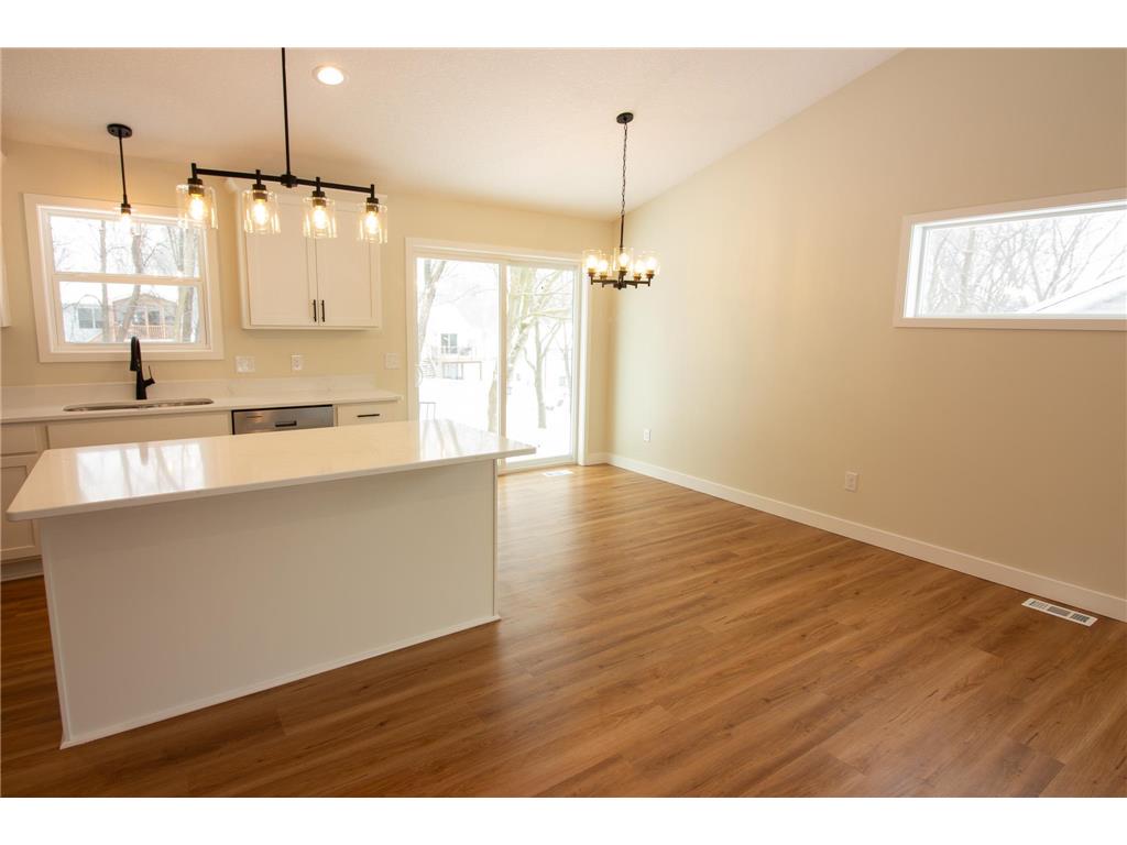 1105 2nd Street SE Faribault MN 55021 7033958 image10